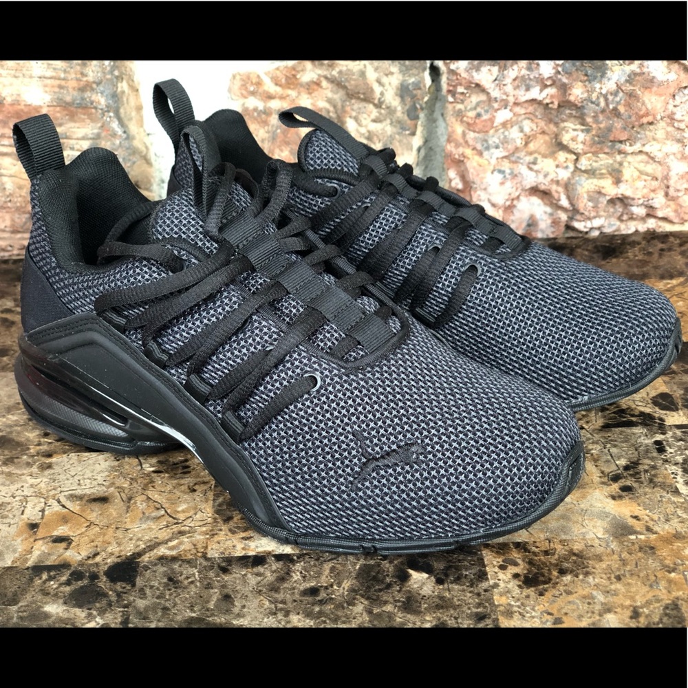 NEW  Puma Big Boys Axelion Jr. Training Sneakers - Picture 3 of 11
